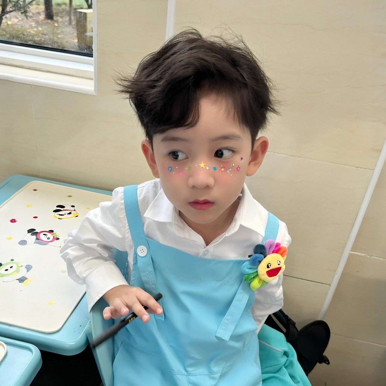 多巴胺星星贴六一儿童节脸部装饰脸贴幼儿园节日舞台演出活动道具