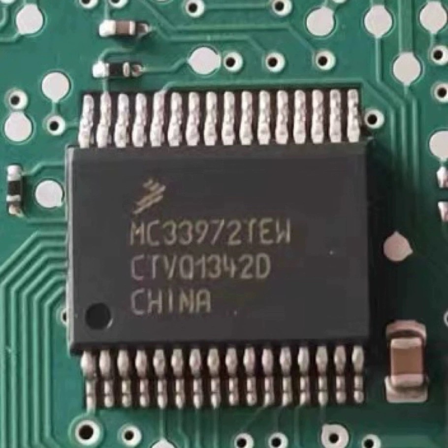 MC33972TEW 高尔夫7转向灯芯片 大众速腾电脑板转向灯易损故障