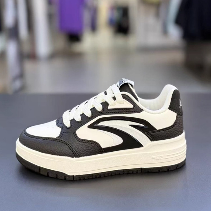 安踏正品982经典撞色平底女板鞋2025冬新款小白鞋运动鞋122548066