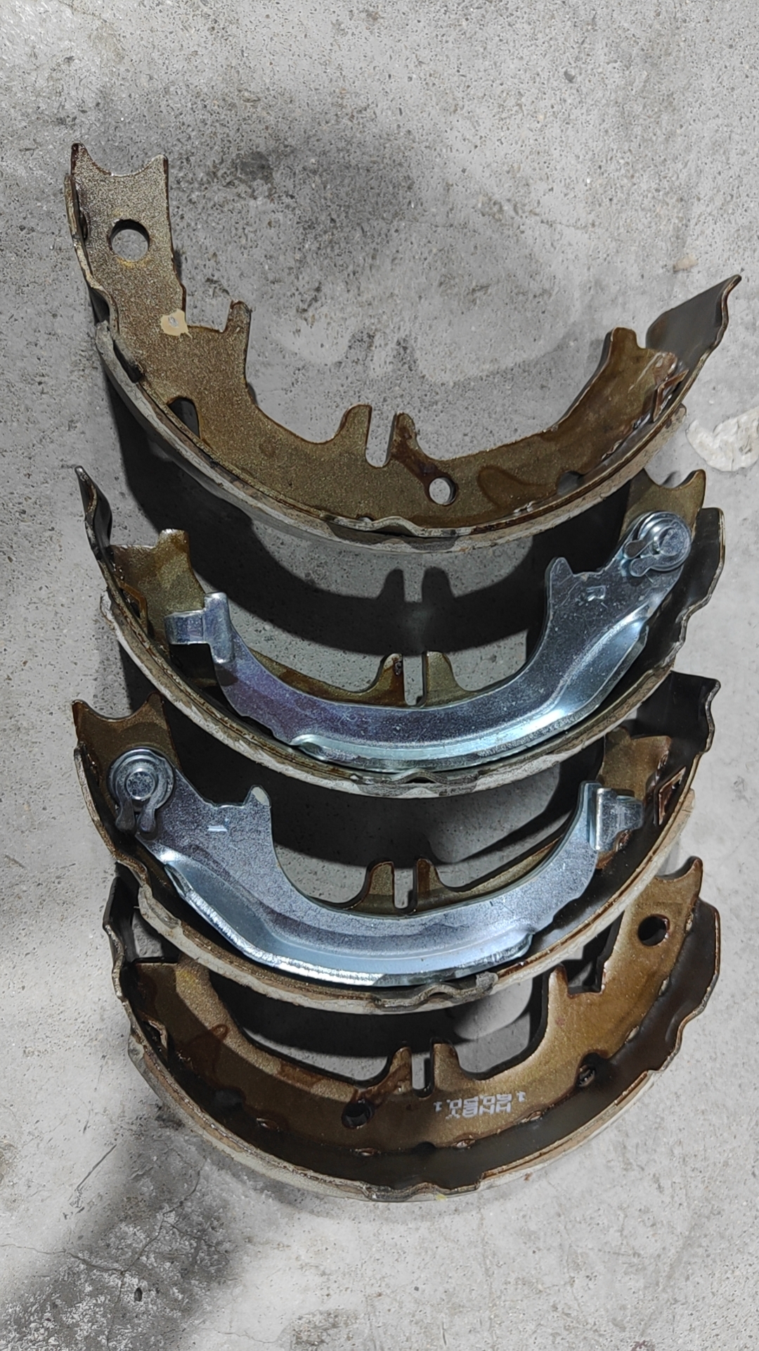 众泰T600手刹片 手刹车片 手制动蹄片 手刹车皮 手刹车片