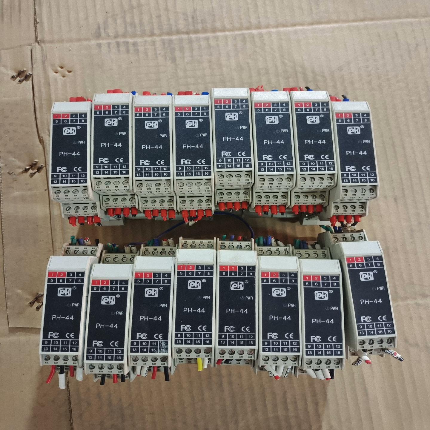 PH447AAAAD隔离安全栅实物图拍摄联系(雅子机械）图片