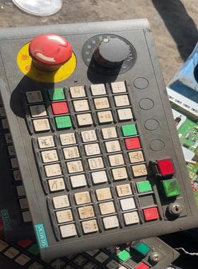 {雅致商行}西门子828d面板mcp310c pn 100个左右