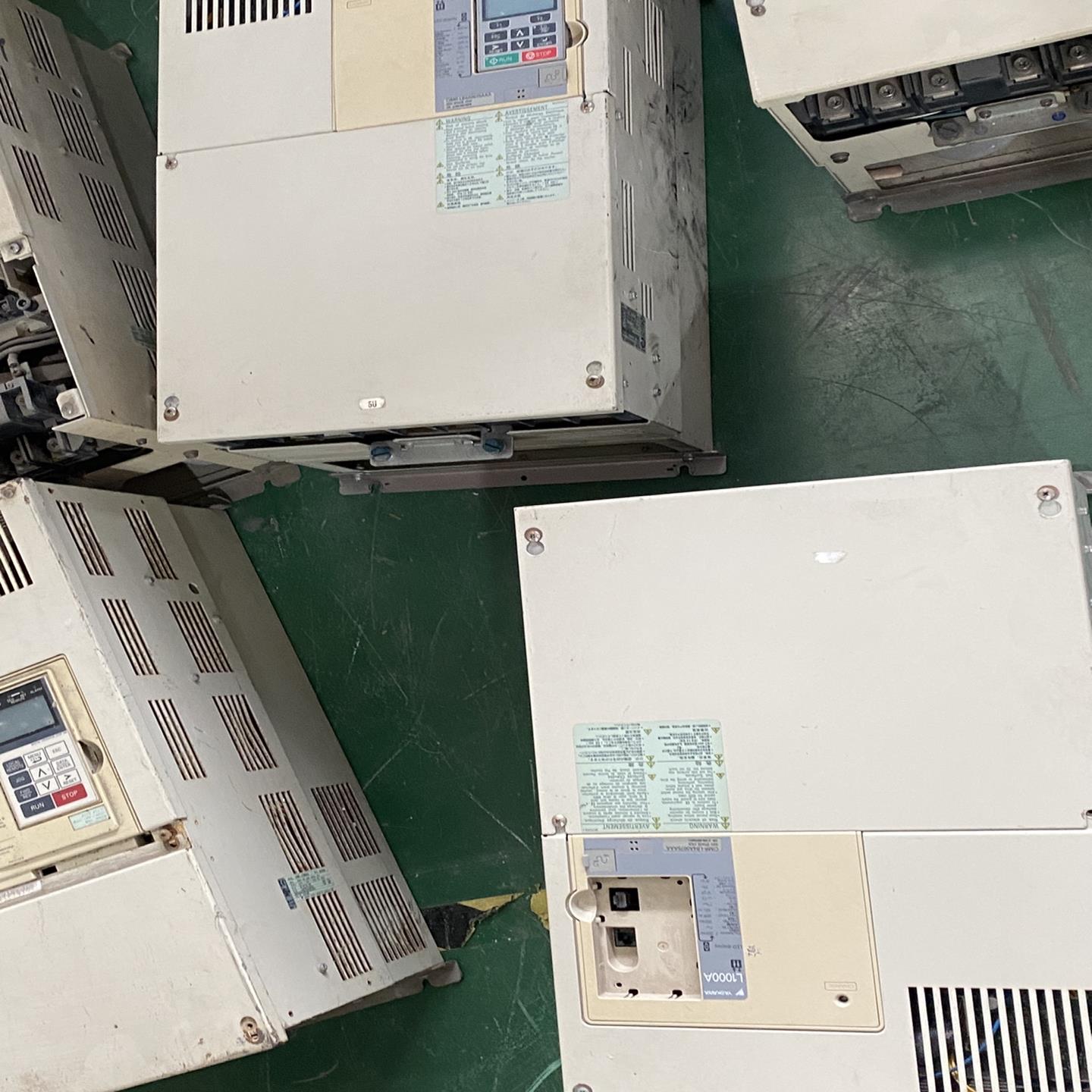 安川变频器  l1000系列  cimr-lb4a0075a【雅致电子】