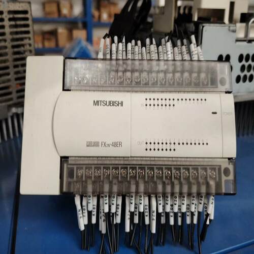 {雅致商行}FX2N-48ER  3个