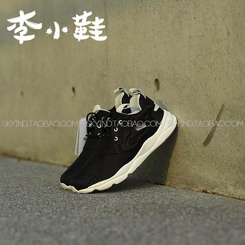Reebok云顶锐步经典中性鞋