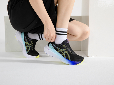 亚瑟士网面鞋女GELKAYANO30