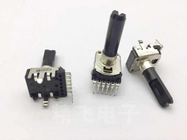 日本NOBLE贵族RK12双联电位器B10K带中心定位轴长23MM