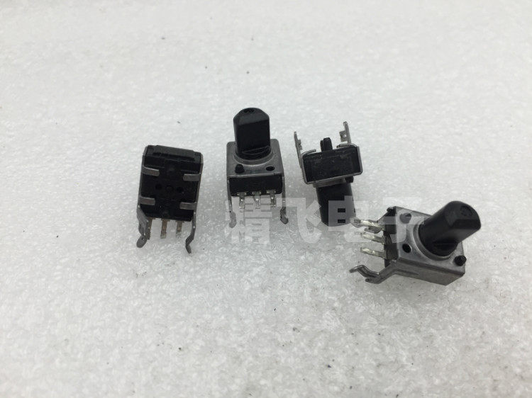 日本Panasonic松下RK09单联电位器B500K轴长8MM