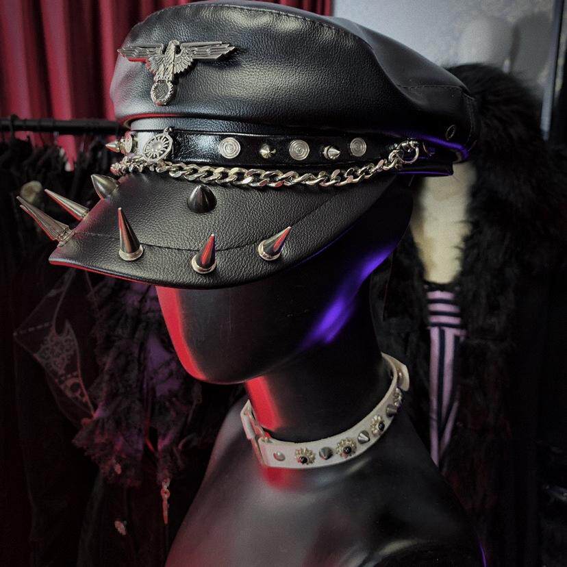 哥特朋克暗黑原创鸭舌帽铆钉帽子