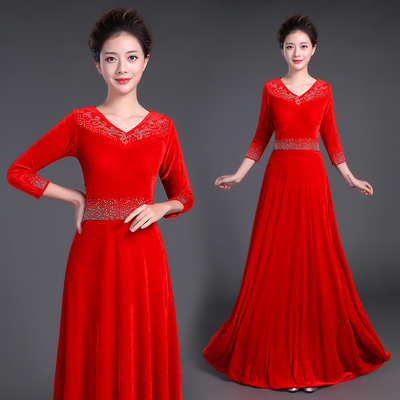 金丝绒女士中老年合唱团演出礼服