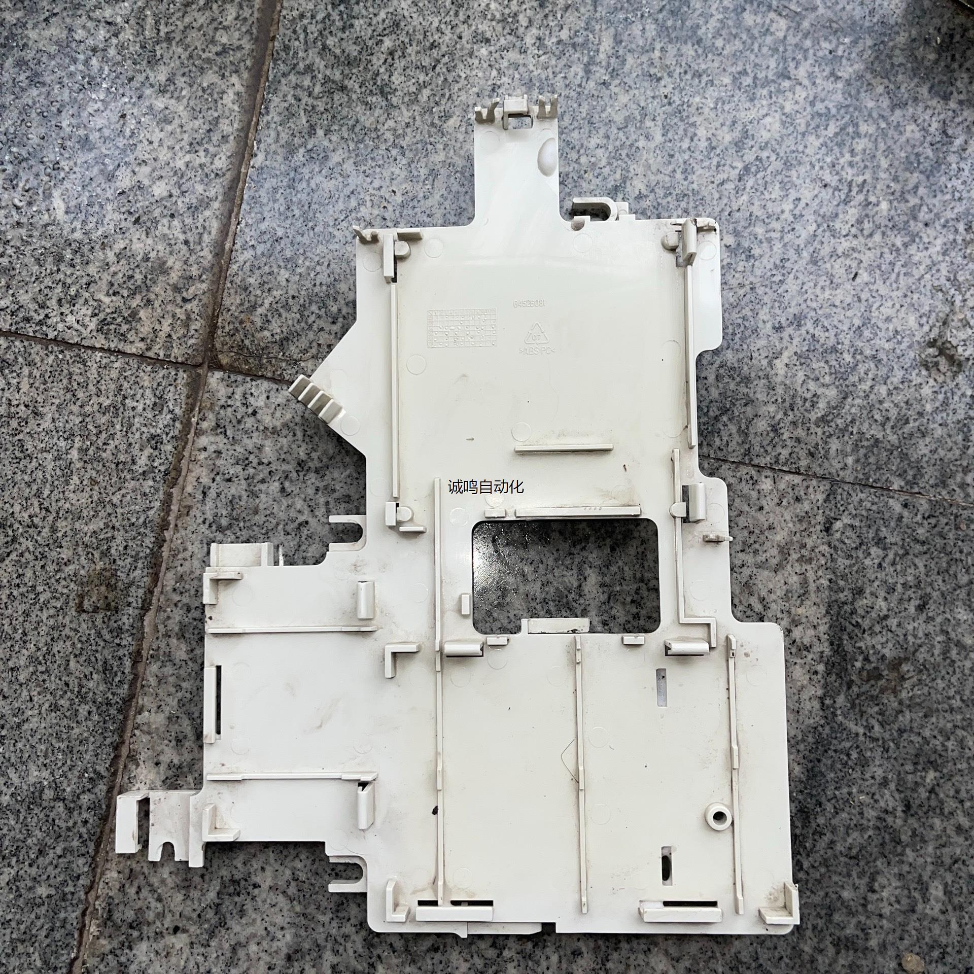 ACS800变频器R7尺寸塑