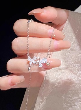 银饰项链，独特魅力难挡