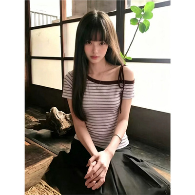 原版富尔棉多巴胺穿搭斜领条纹短袖T恤女夏季小个子褶皱上衣chic