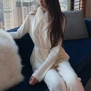 巴斯奶兔2.0版本 柔软天丝羊毛 可拆卸真兔毛毛领设计感软糯宽松