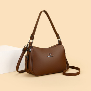 日本进口新款简约时尚单肩包女包质感斜挎包大容量上班通勤妈妈手