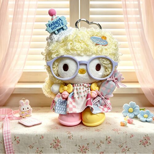 新款hellokitty小挂件软妹可爱系短腿kt挂件毛绒公仔包包挂饰批发