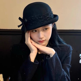黑色蝴蝶结羊毛呢礼帽女秋冬法式复古气质渔夫帽优雅富家千金帽子