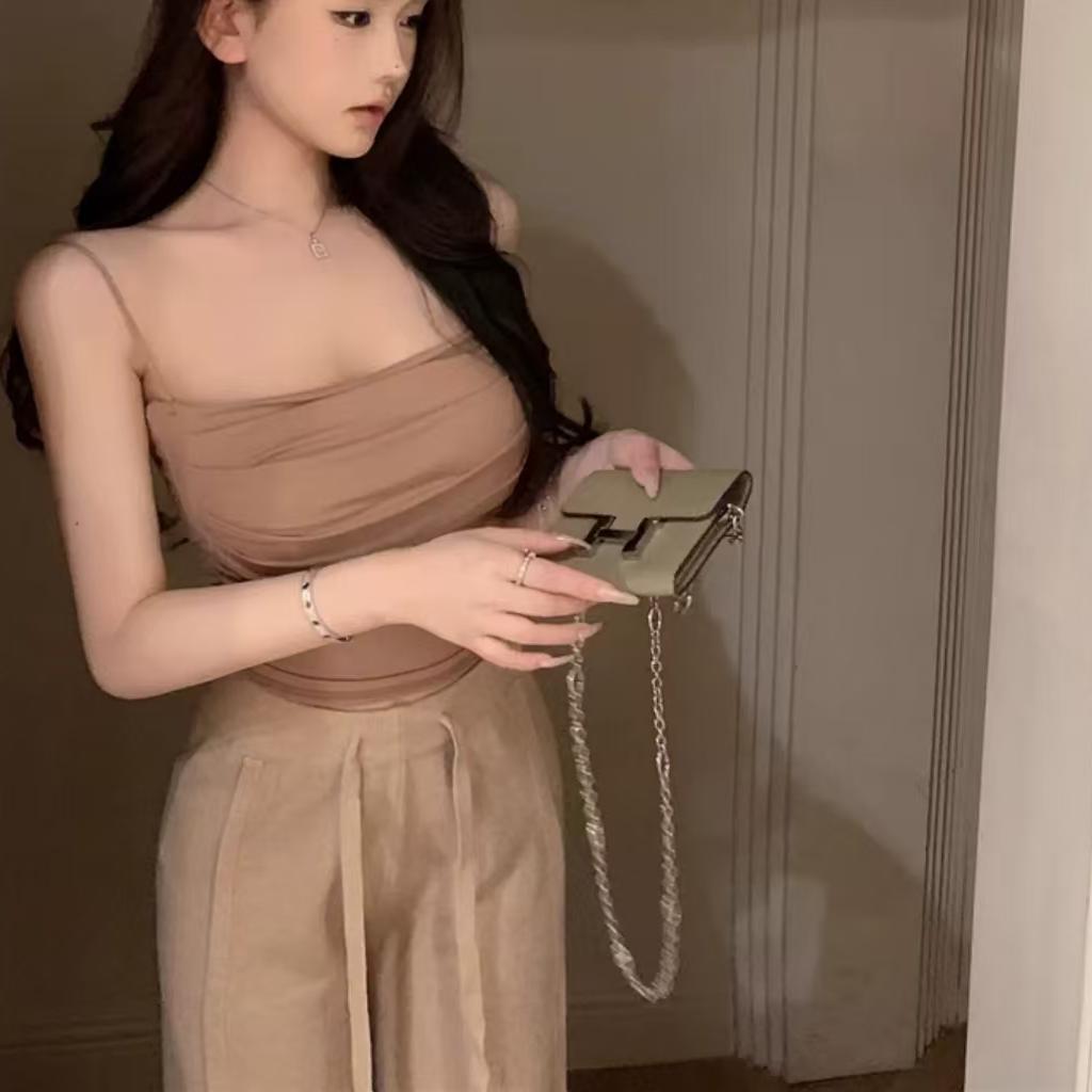 纯欲辣妹细吊带背心女夏2025新款带胸垫褶皱内搭短款无袖美背上衣