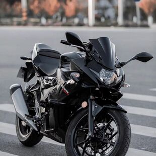 适用铃木gsx250风挡GSX250R前风挡改装挡风玻璃导流罩下唇挡风板