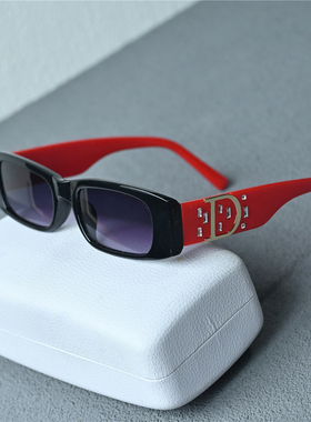 2025新款女士太阳镜白色长方形墨镜男女款宽腿防紫外线眼镜红腿