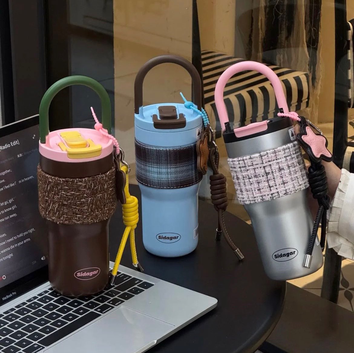 世大家儿童吸管保温杯男女学生杯