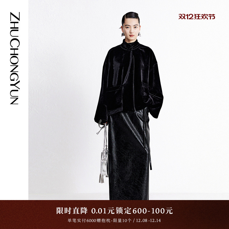 盘扣立领，中式美感