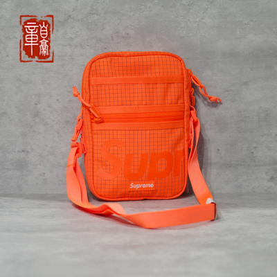 章自豪  SS24 SUPREME Shoulder Bag 格子布3M反光单肩包斜跨包
