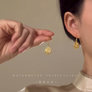 「小金锁」新中式国风耳环女古风沙金黄金色搭旗袍汉服马面裙耳饰