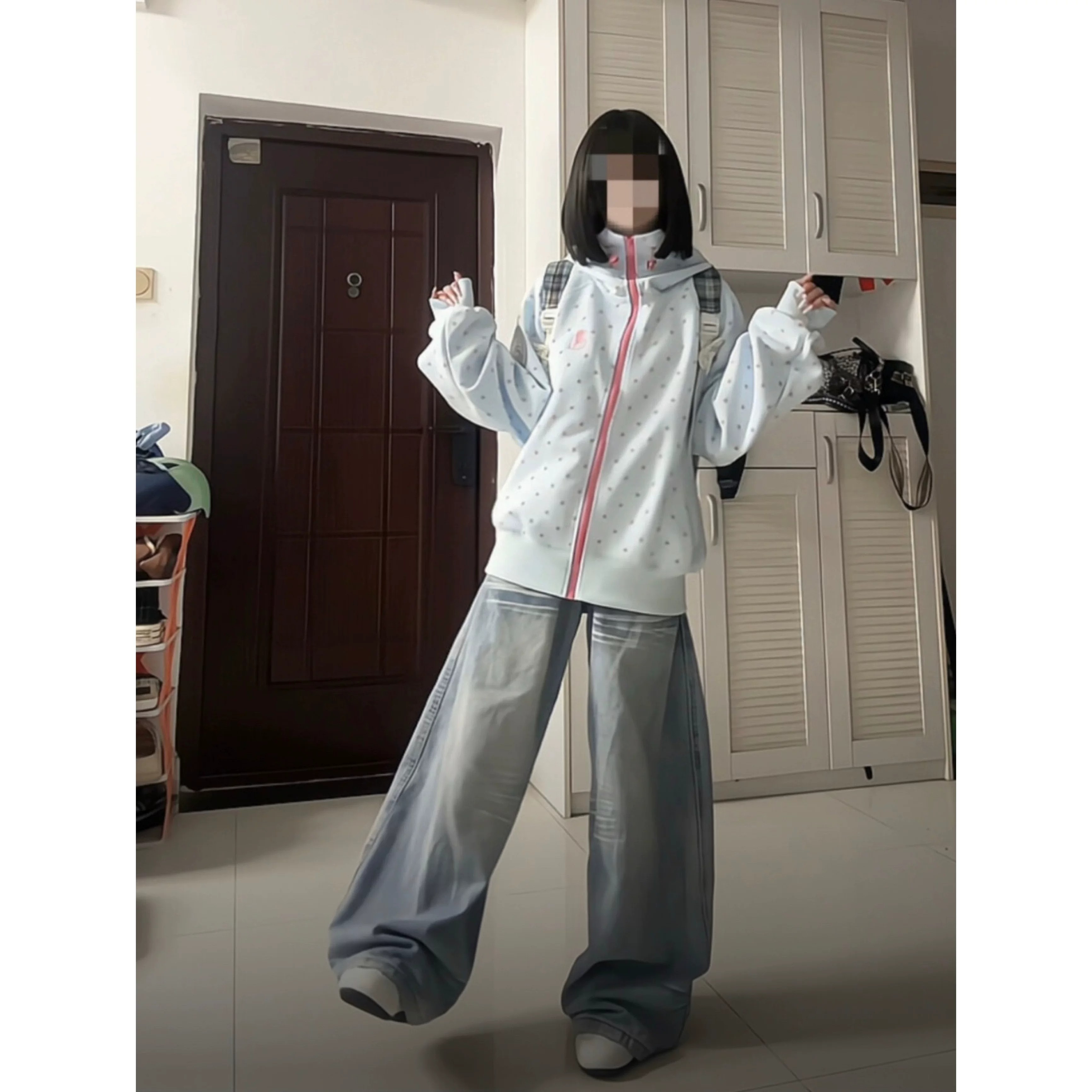 美式潮流徽章刺绣连帽卫衣外套女