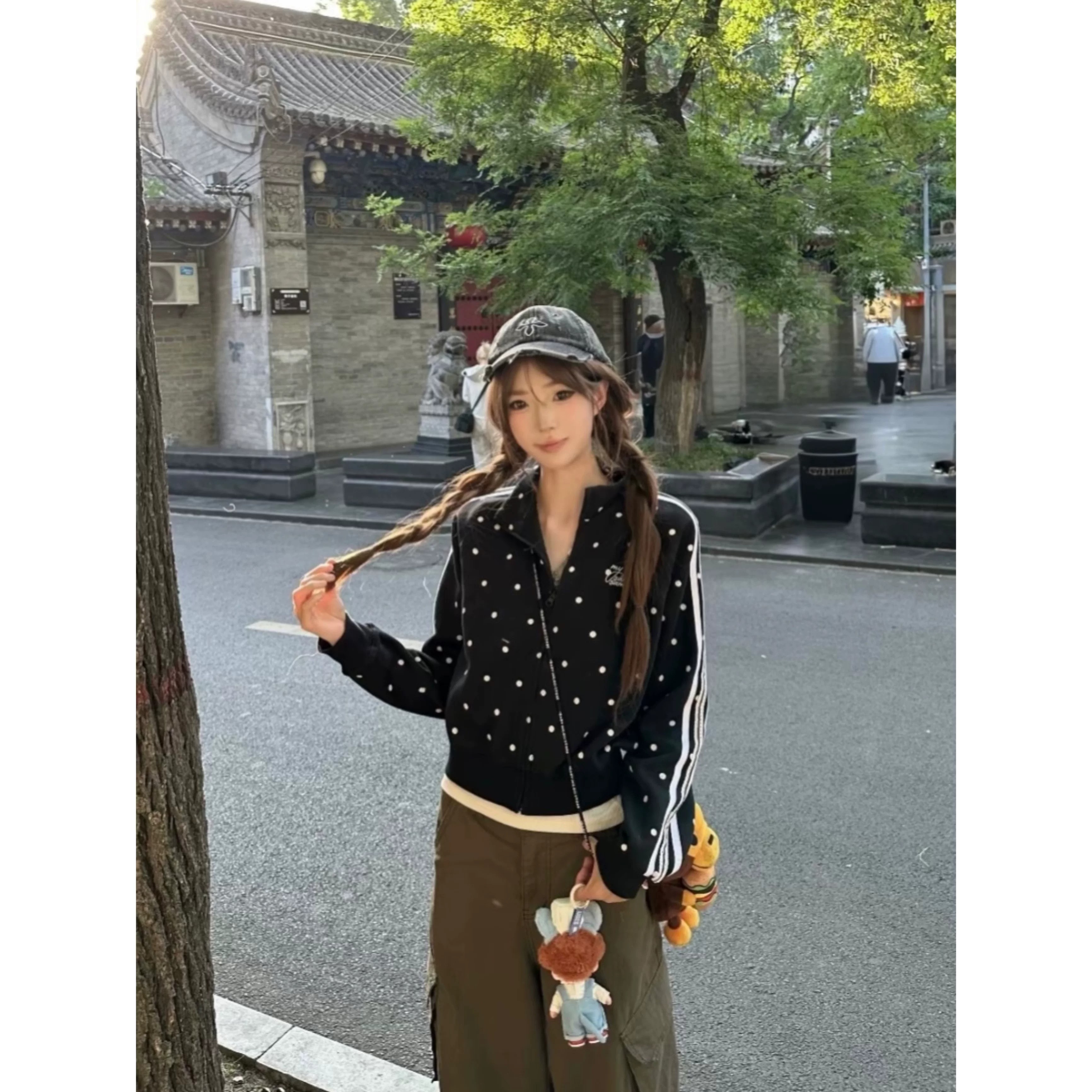 韩系满印波点立领短款卫衣外套女