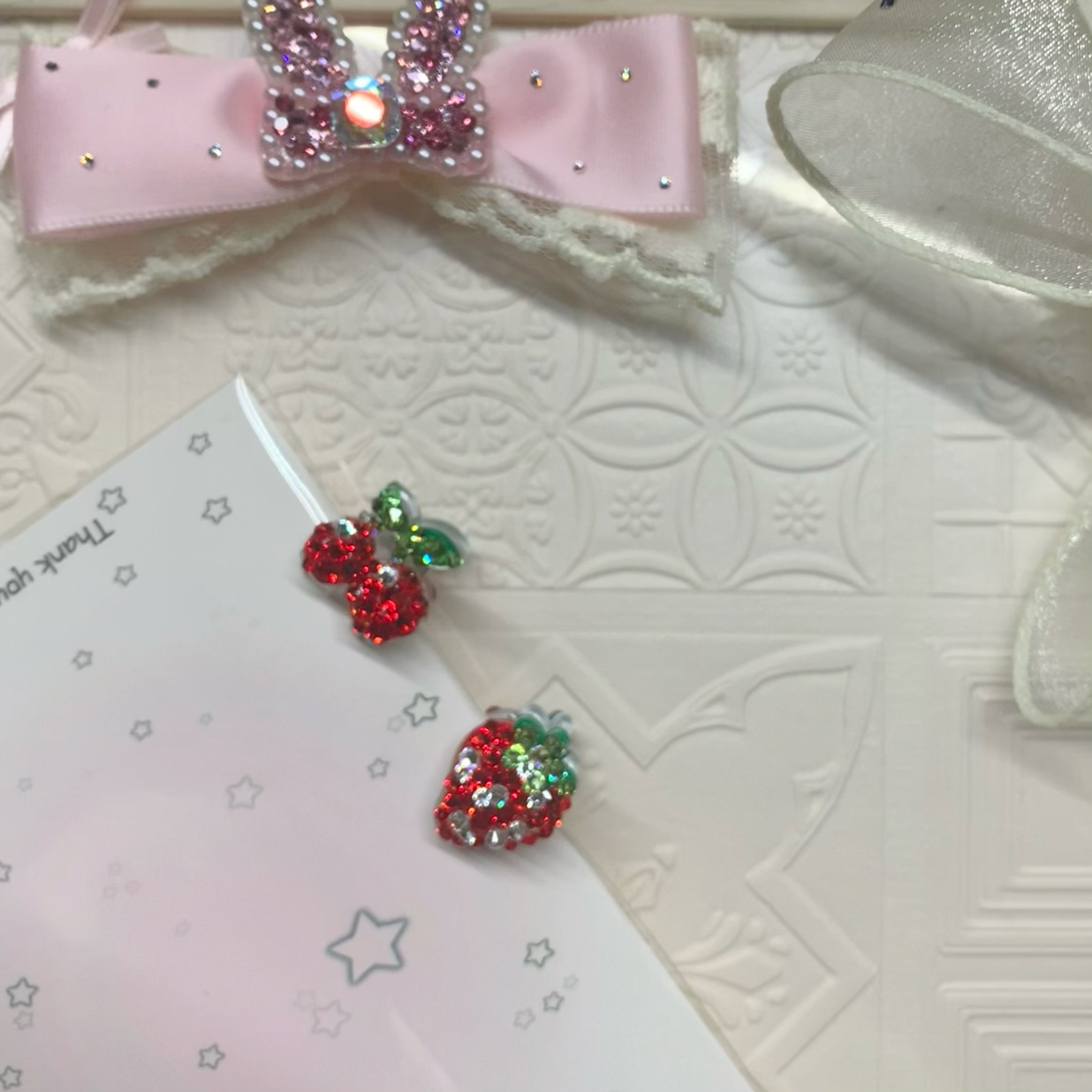 原创宠物发夹抓夹草莓樱桃满钻闪亮马尔济斯甜美k9狗发夹