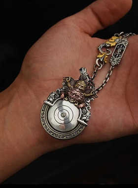 2024新款立体精致恶魔呓语吊坠