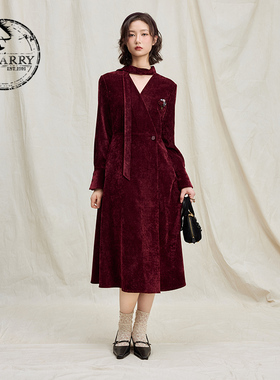 【明星同款】D-HARRY/迪哈利2025冬季新款酒红连衣裙DH254J90938A