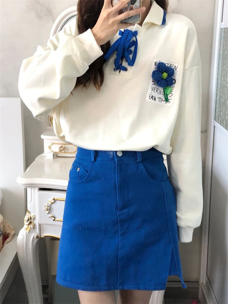 THE SENSE OF LUXURY IS CHIC AND STUNNING THE BEAUTIFUL SWEATSHIRT SET THE FRENCH SWEET FIRST LOVE SERIES THE KLEIN BLUE DRESS THE SPRING AND AUTUMN
