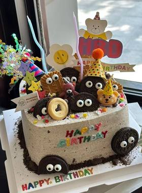 可爱小熊蛋糕装饰方形蛋糕ins小帽子眼睛糖珠儿童生日装扮插牌