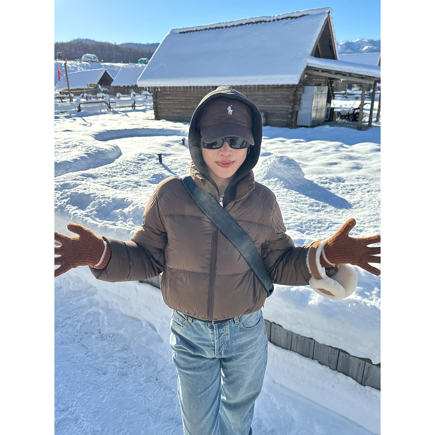 90绒肯豆短款面包羽绒服