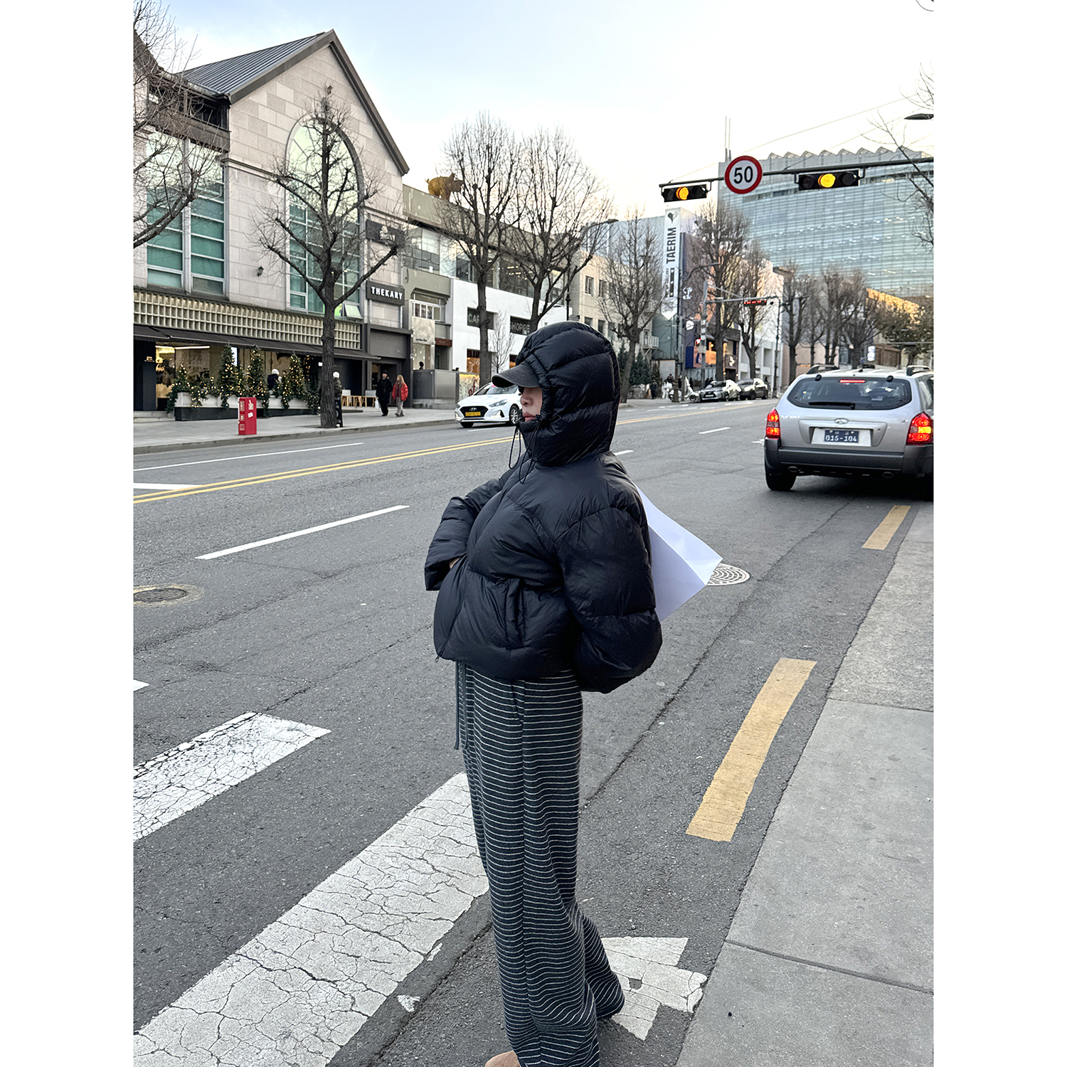 90绒连帽短款加厚面包羽绒服