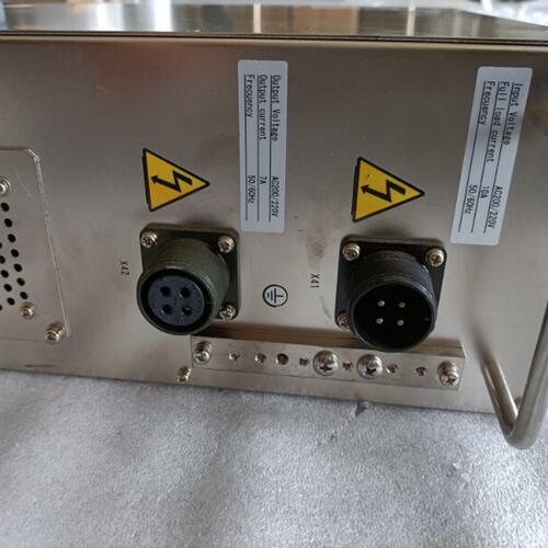 议价YASKAWA控制器NXC100NXC-100NXC100控制器NXC100
