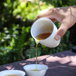羊脂玉景德镇薄胎白瓷公道杯甜白釉陶瓷分茶器家用茶海匀杯公杯茶