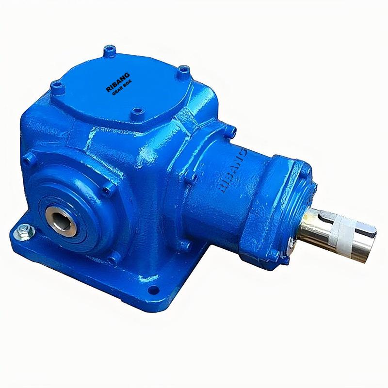 T10转角齿轮减速机齿轮箱广泛用于机械设备的转角转向传动减