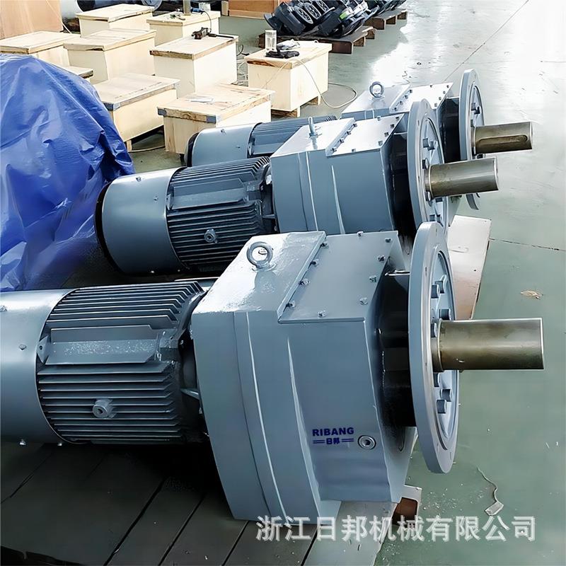 RF147硬齿面减速机减速器广泛用于输送设备搅拌机械非标可定制