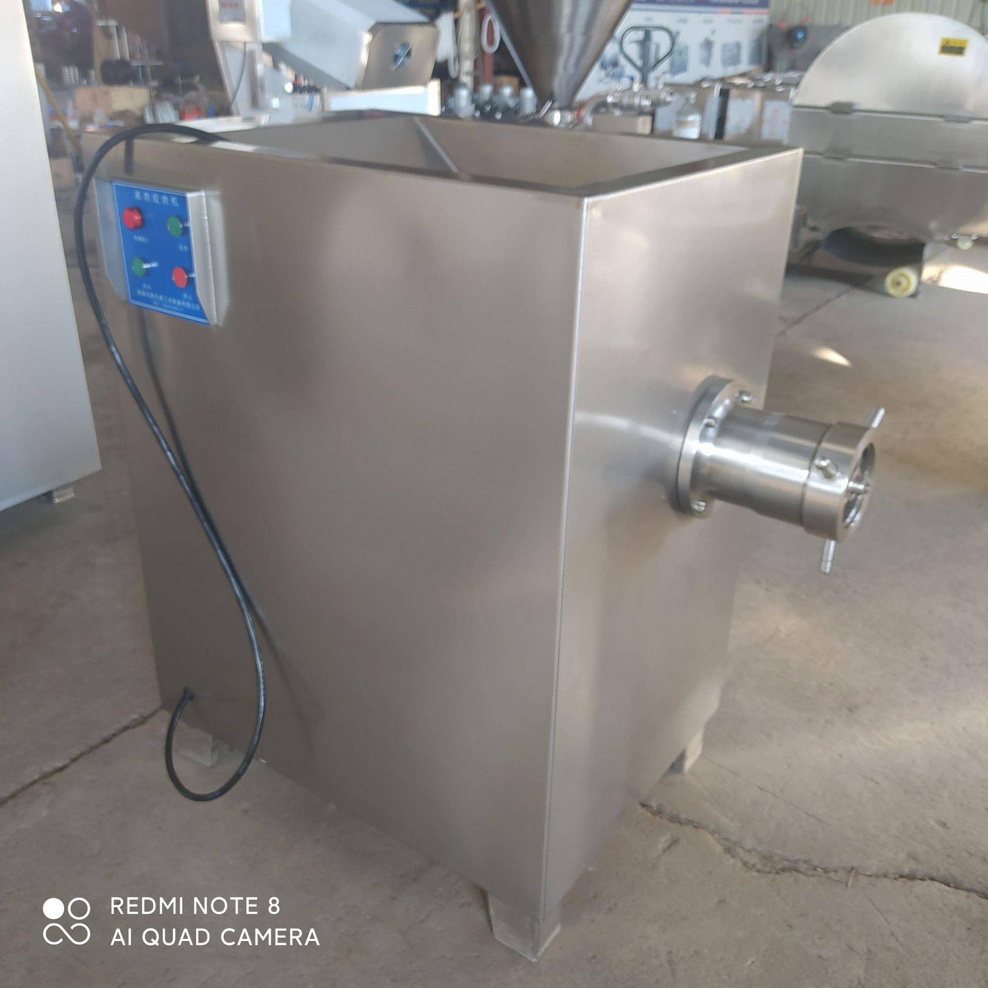 不锈钢大产量绞肉机鲜肉冻肉绞肉馅机120型冻肉绞碎机厂家