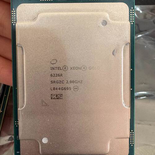 议价6226R INTEL至强服务器CPU SRGZC 2.90GHZ 正式版 实物图维修