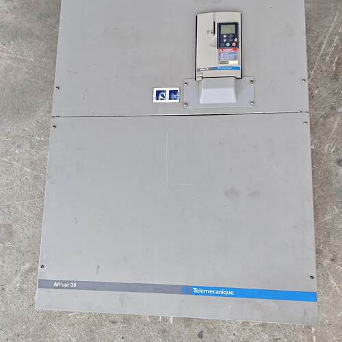 议价ATV38HC28N4X 变频器 250KW 工控调速设备维修