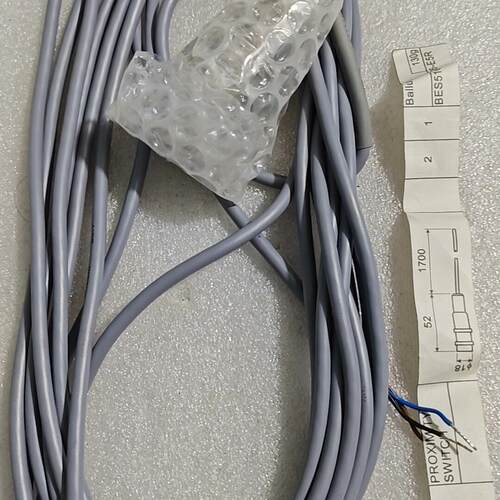 议价BES516-E5R 巴鲁夫接近开关 工控自动化感应传感器维修