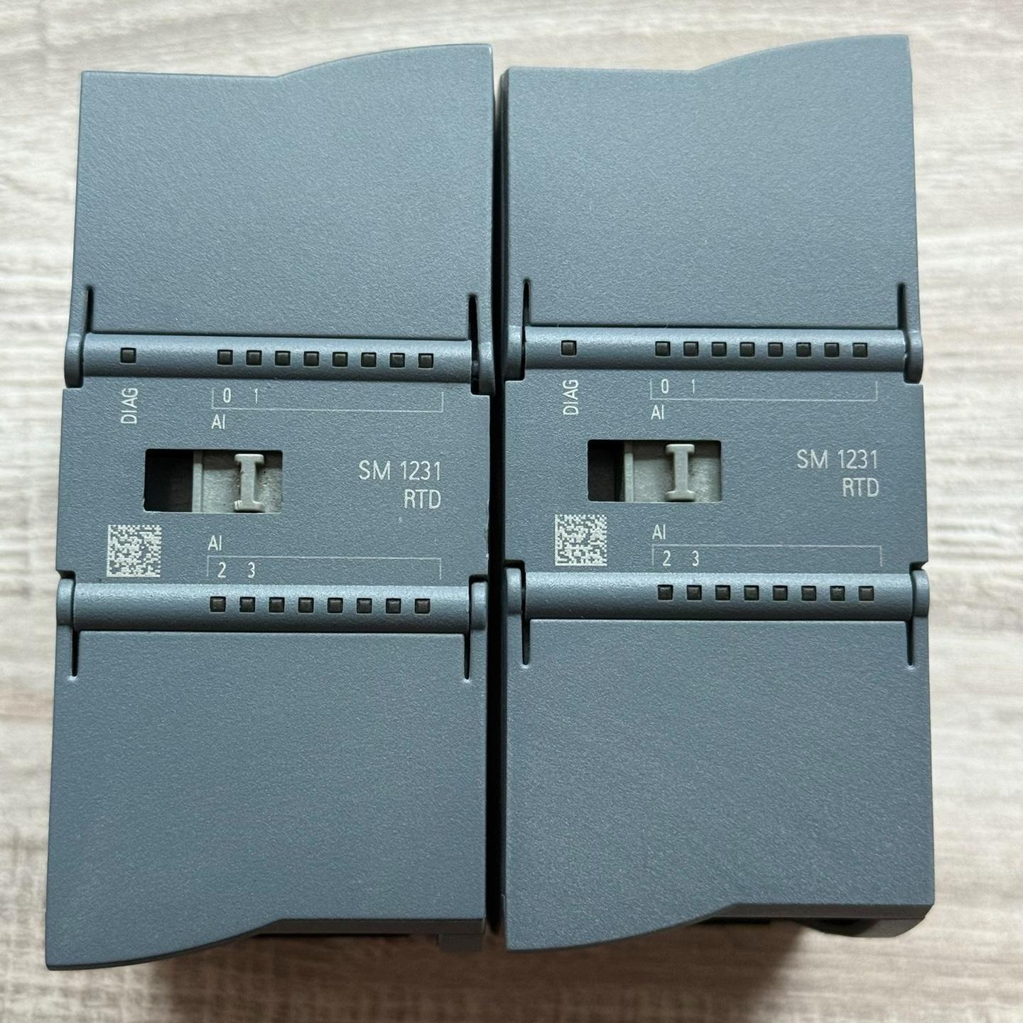议价6ES7-231-5PD32-0XB0 PLC模块 SM1231 RTD工控扩展模块维修图片