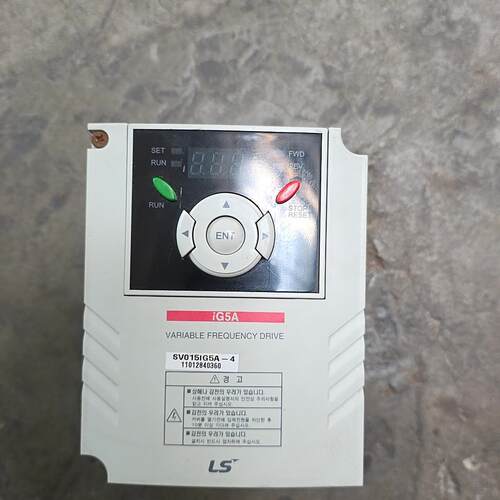 议价SV015IG5A-4 LS变频器 1.5KW 380V三相调速装置维修
