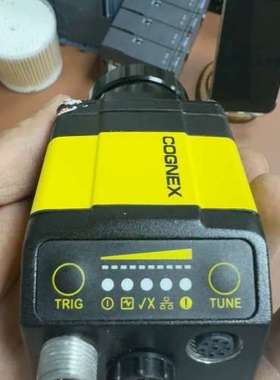 康耐视COGNEX读码器DM302Q，型号825CQ-106