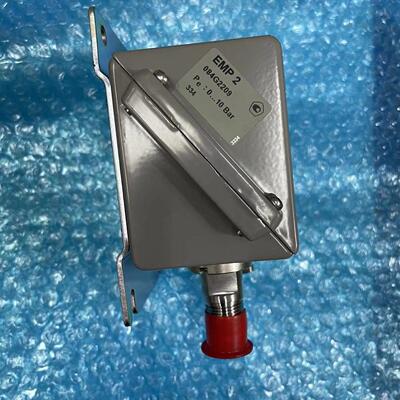 议价EMP2 084G2209 danfoss 压力控制器 0-10bar 工控配件维修