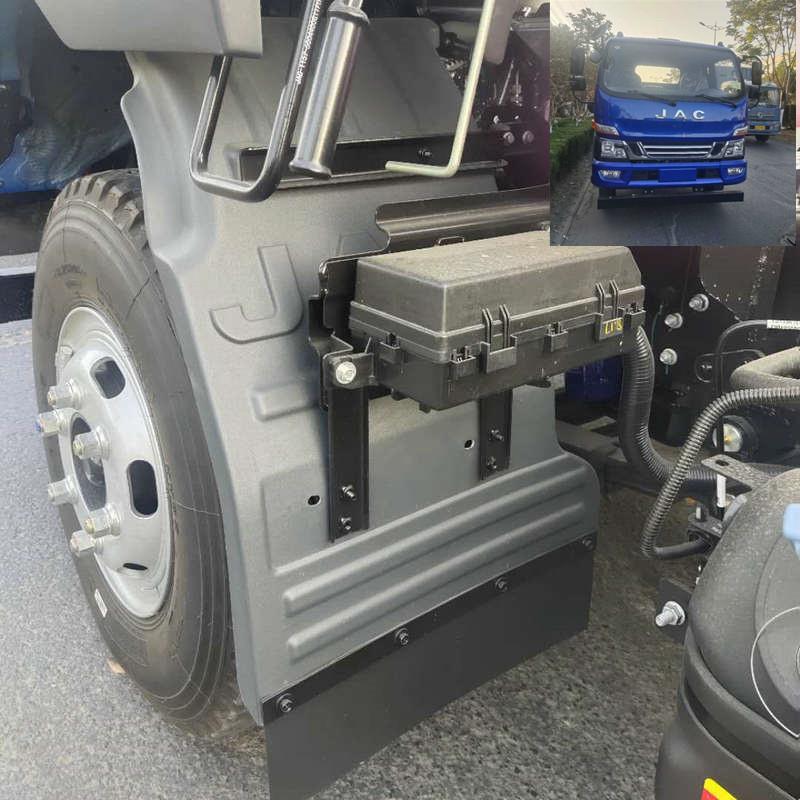 适配江淮顺畅配件新款骏铃V3V5V6V8H330原装前轮挡泥板瓦带皮总成